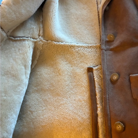 Woman’s Tan Shearling Coat - Picture 11 of 16